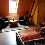 Bora Vendeghaz Lägenhet *
