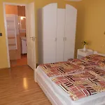 Bora Vendeghaz Eger