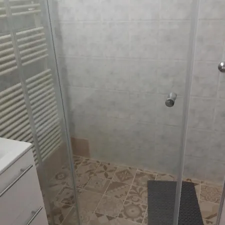 Bora Vendeghaz Apartment Eger