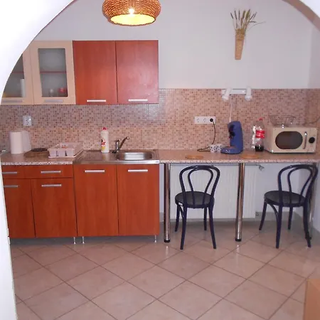 Bora Vendeghaz Apartment