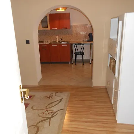 Bora Vendeghaz Apartment