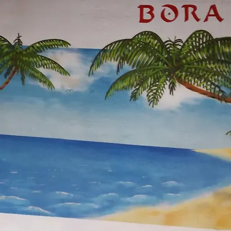 Bora Vendeghaz Apartment *